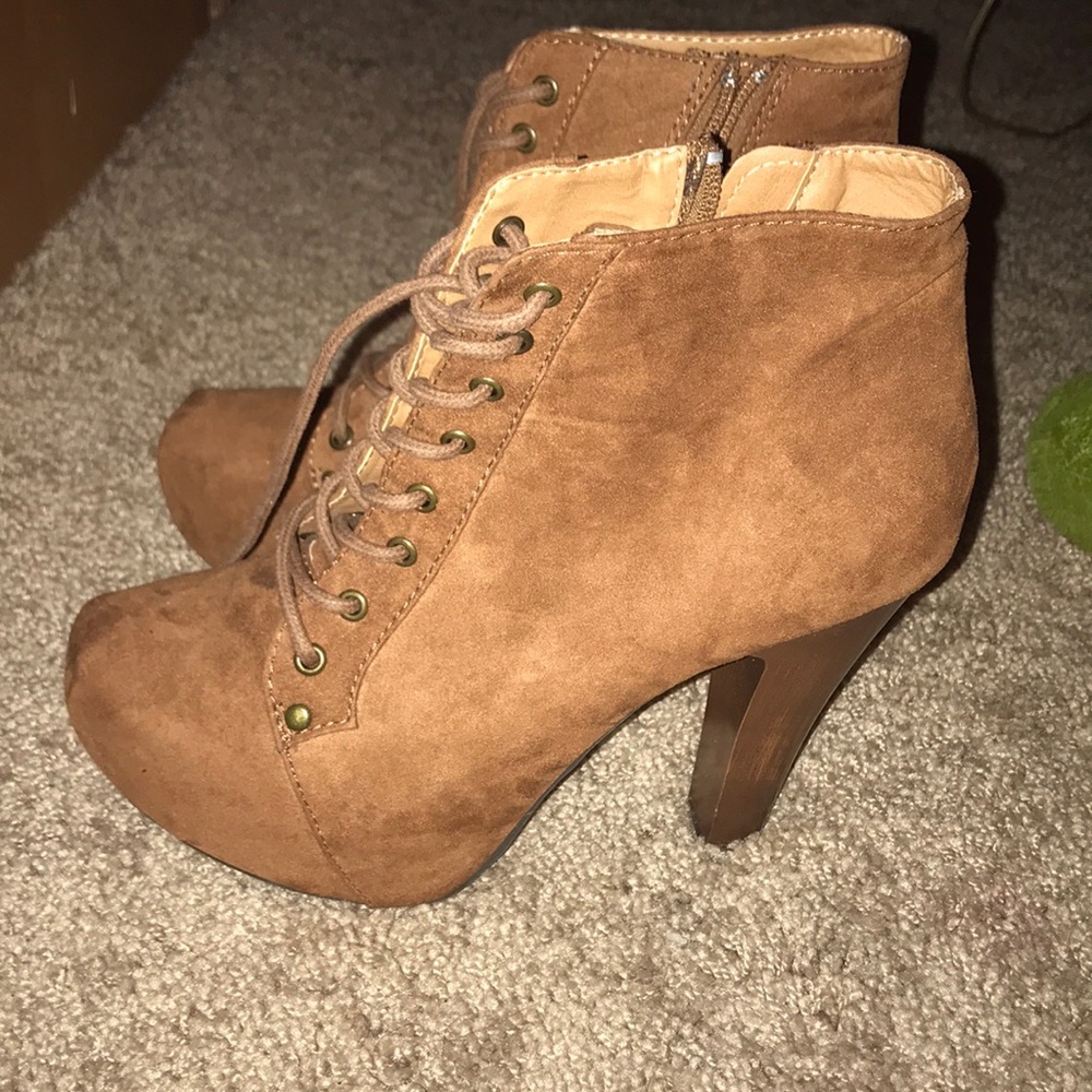 Brown heel boots